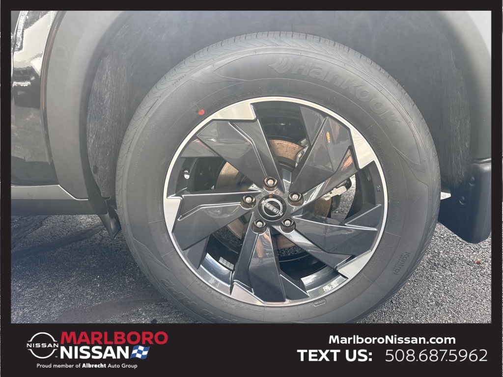 2026 Nissan Rogue SV photo 12