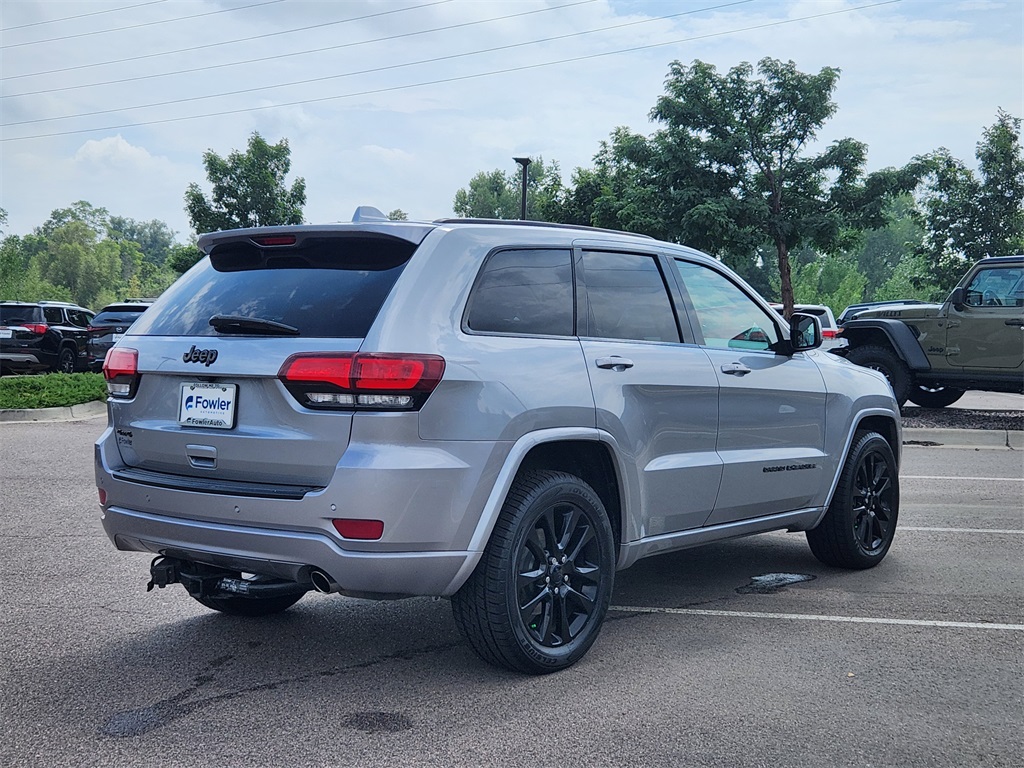2018 Jeep Grand Cherokee EV EX Premium photo 2