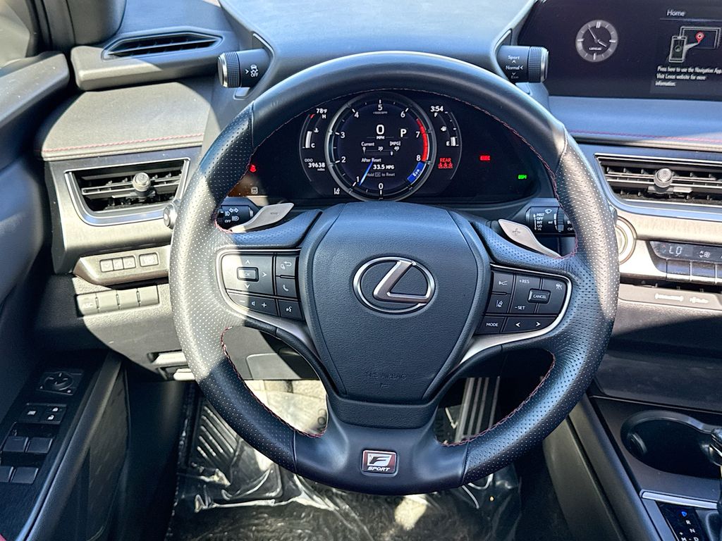 2022 Lexus UX 200 F SPORT photo 24