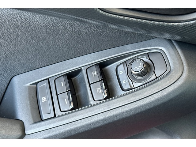 2025 Subaru Crosstrek Premium photo 12