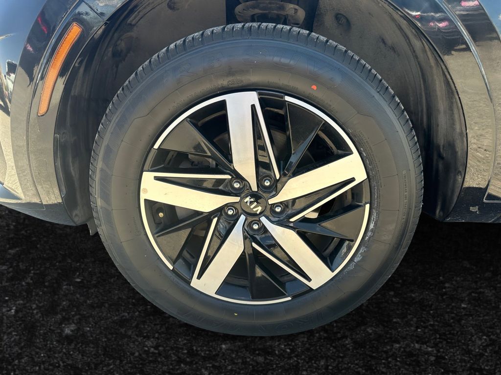 2021 Kia Sorento EX photo 19
