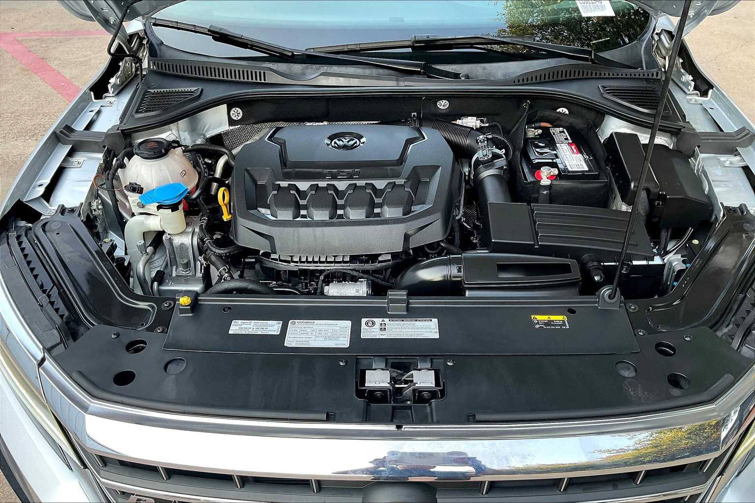 2020 Volkswagen Passat 2.0T R-Line photo 27