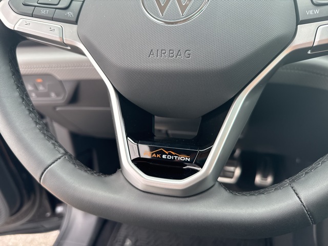 2025 Volkswagen Atlas Peak Edition SE photo 28