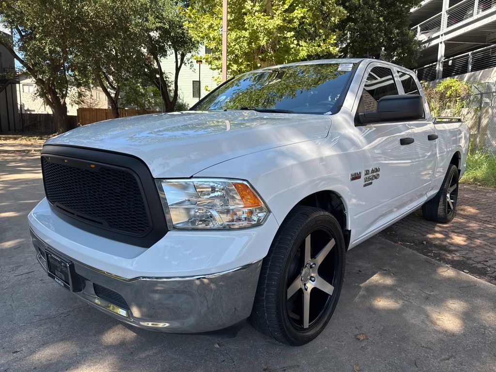 2020 Ram 1500 Classic Tradesman photo 3