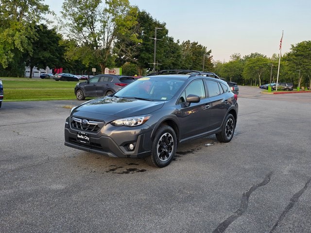 2023 Subaru Crosstrek Premium photo 2