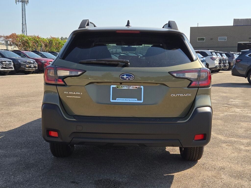 2025 Subaru Outback Premium photo 6