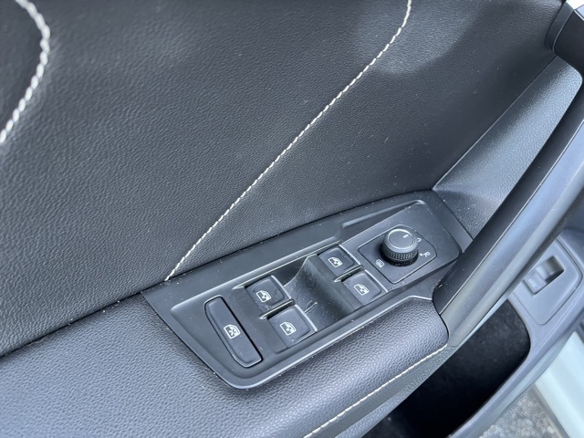 2022 Volkswagen Tiguan SE R-Line Black photo 27