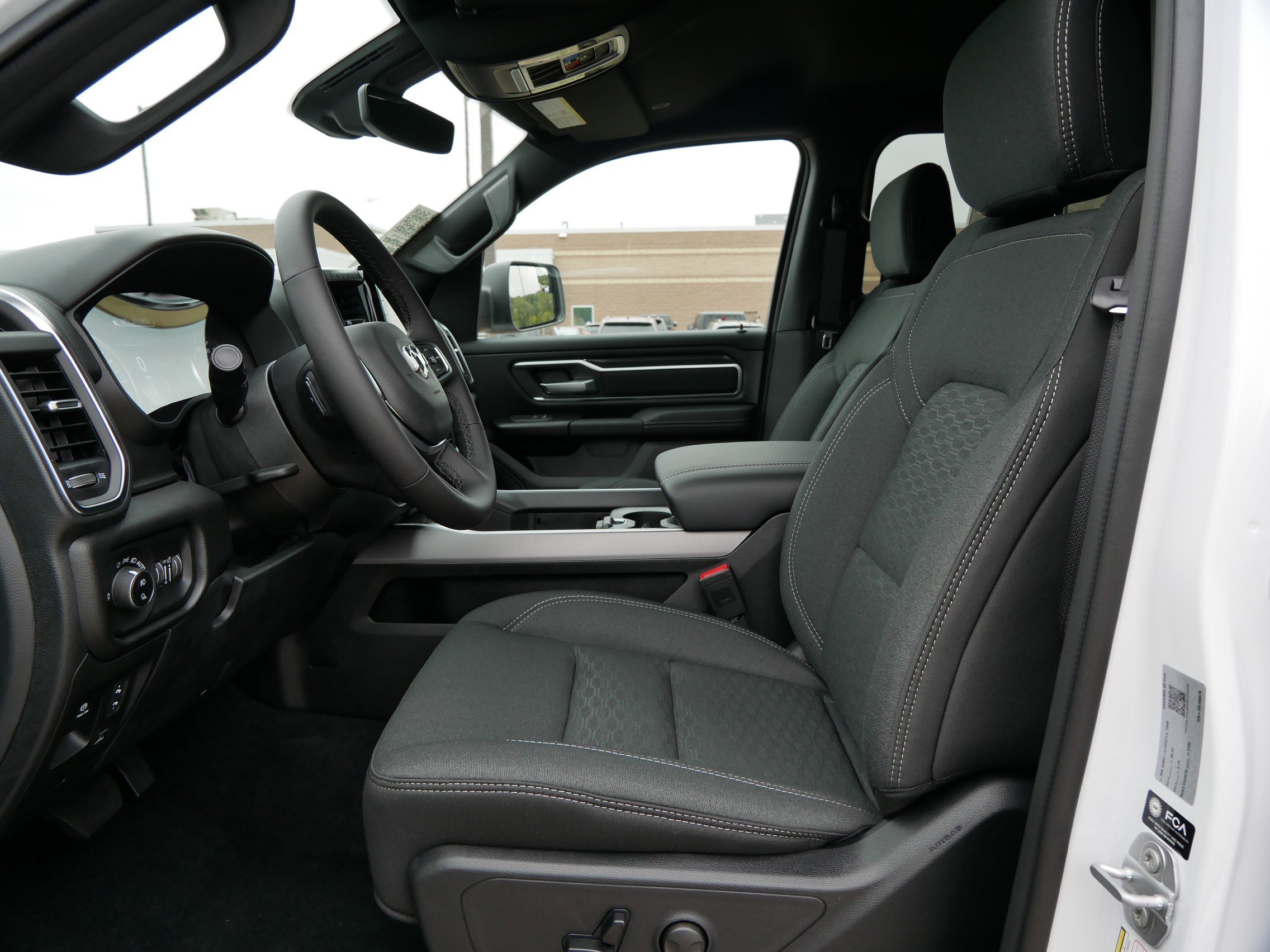 2025 Ram 1500 Big Horn photo 7