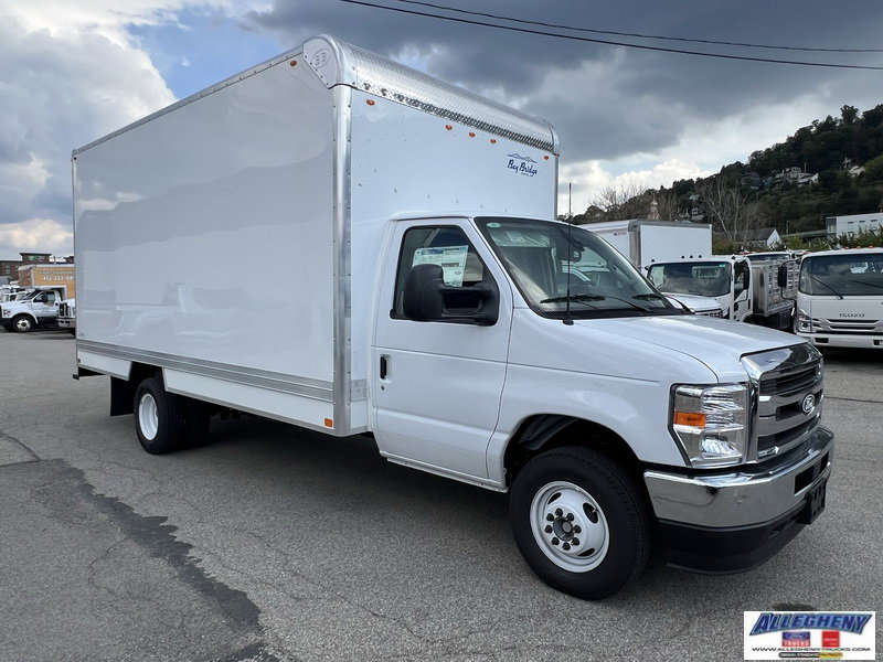 2026 Ford E-450 photo 4