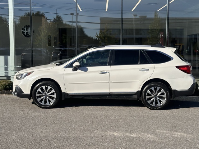 2018 Subaru Outback 3.6R photo 3