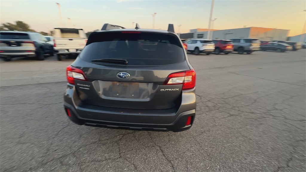 2019 Subaru Outback 2.5i photo 6