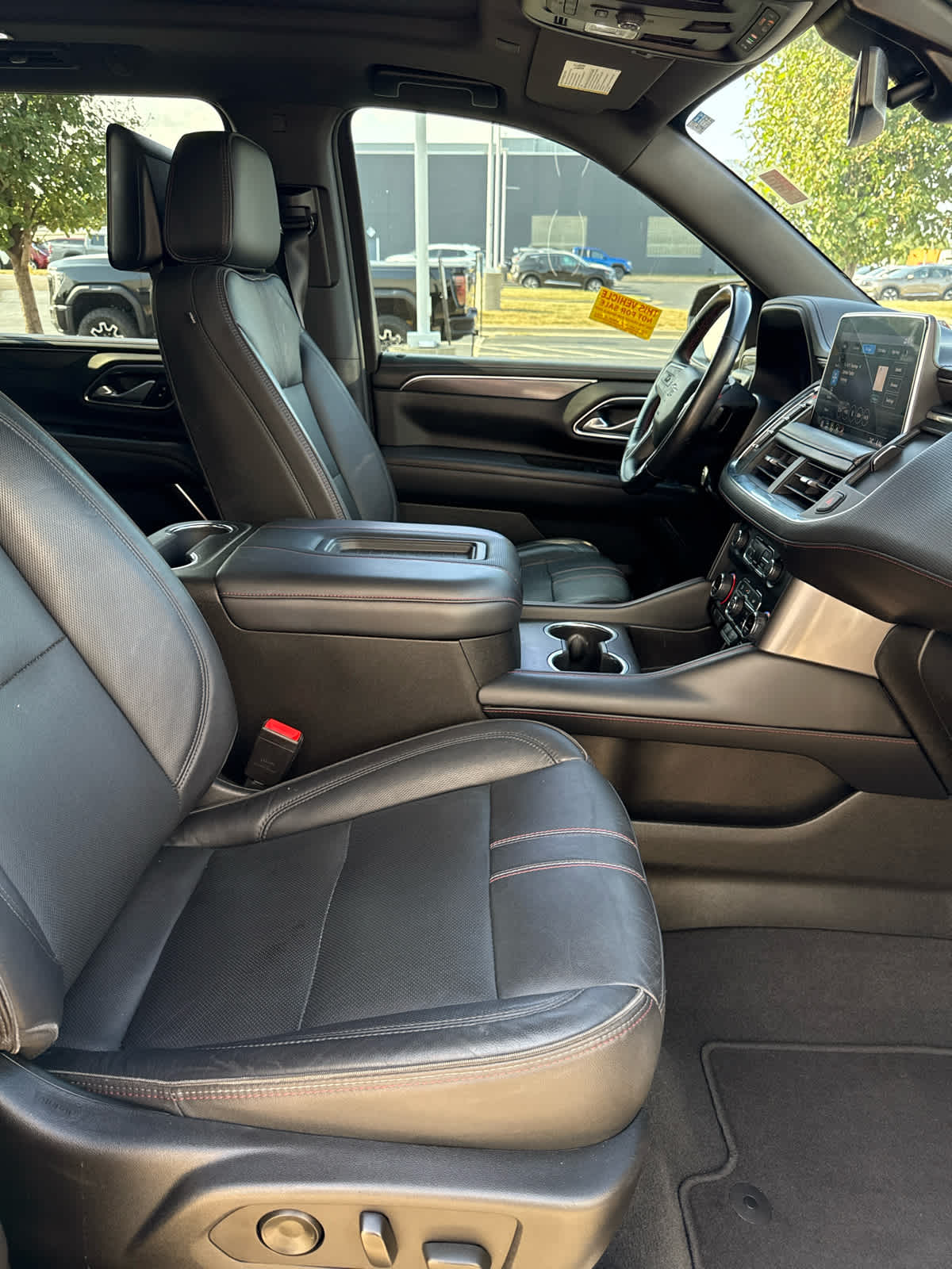 2021 Chevrolet Suburban RST photo 20