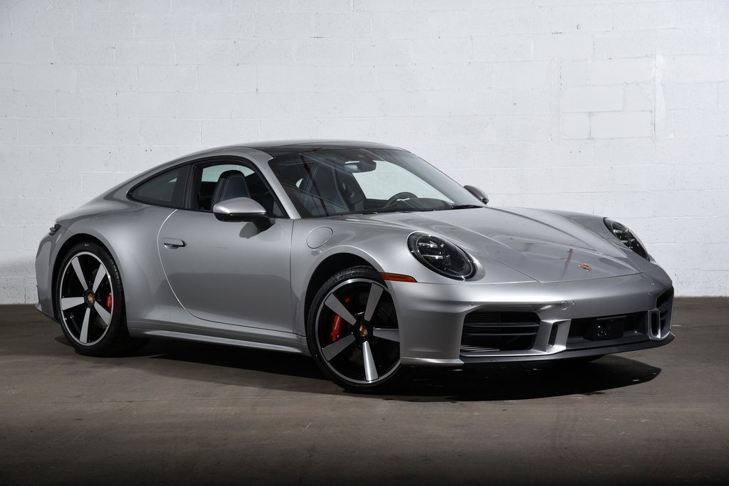 2025 Porsche 911 S photo 10
