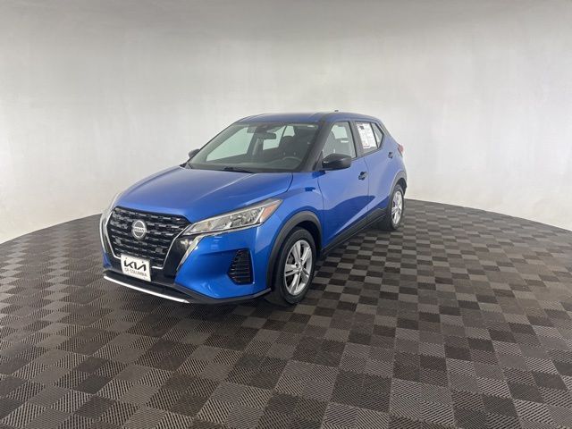 2021 Nissan Kicks S photo 3