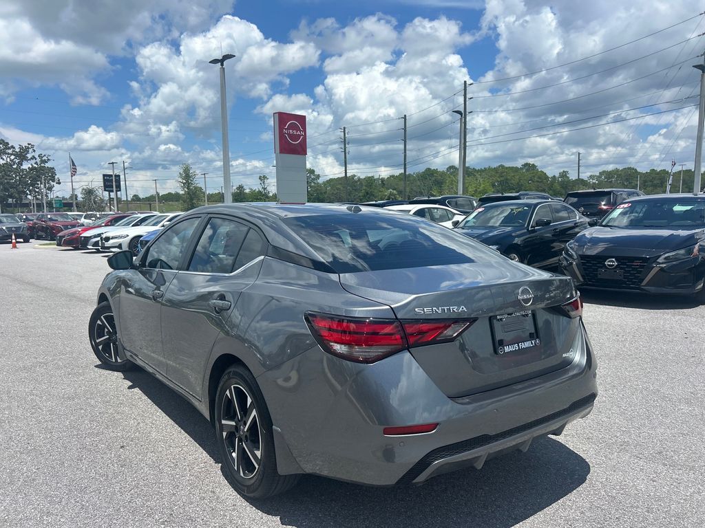 2025 Nissan Sentra SV photo 3