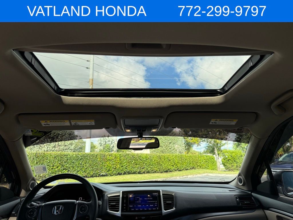 2019 Honda Ridgeline RTL-T photo 25