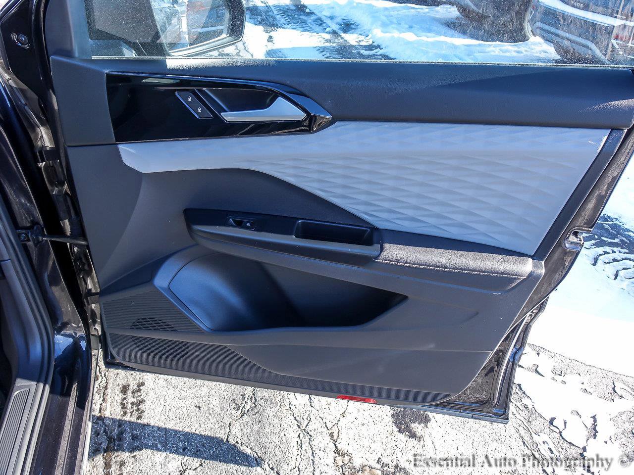 2024 VOLKSWAGEN TAOS - Image 20