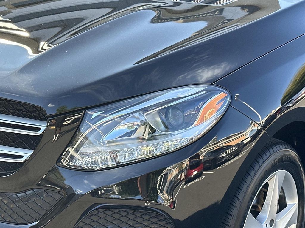 2017 Mercedes Benz GLE 350 photo 2