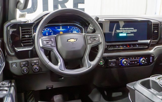 2026 Chevrolet Silverado 1500 LT photo 6