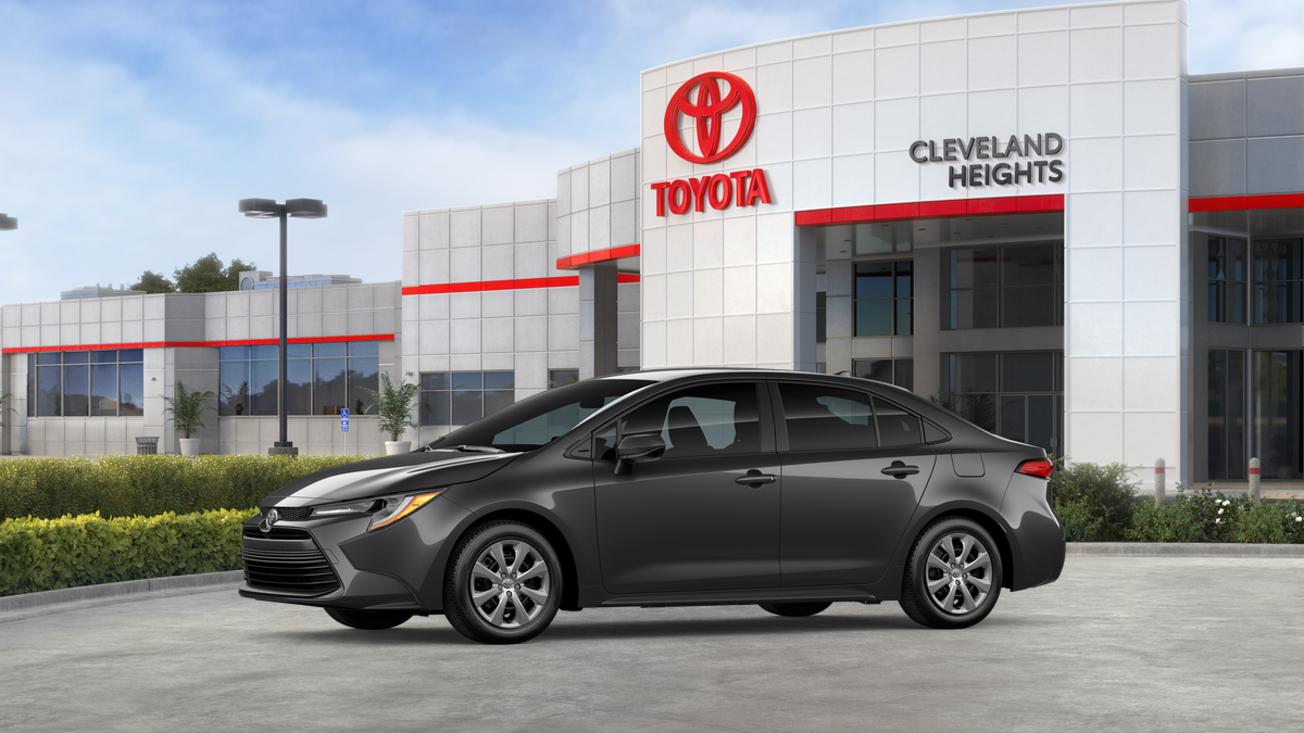 2026 Toyota Corolla LE photo 3