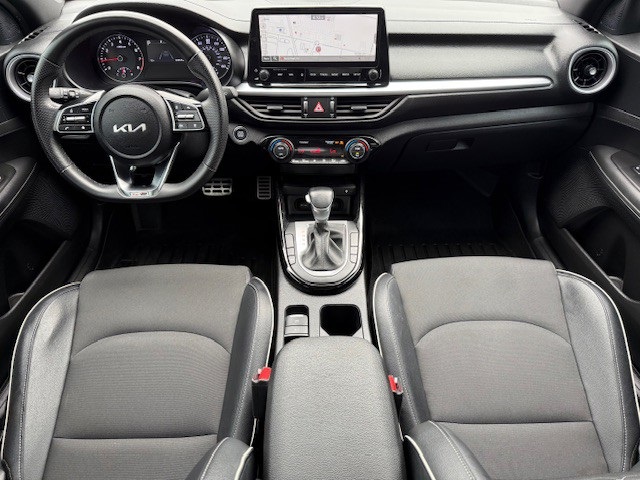 2023 Kia Forte GT-Line photo 19