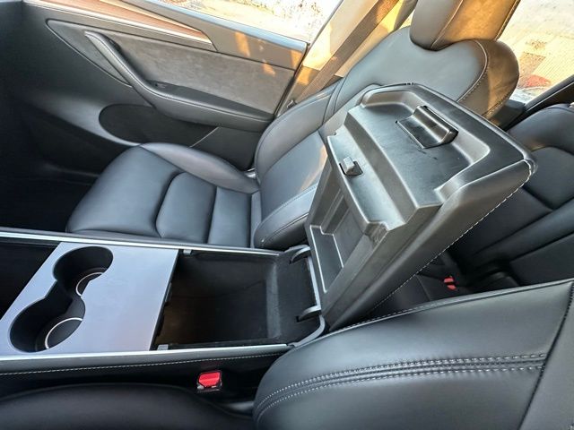 2023 Tesla Model Y Long Range photo 22