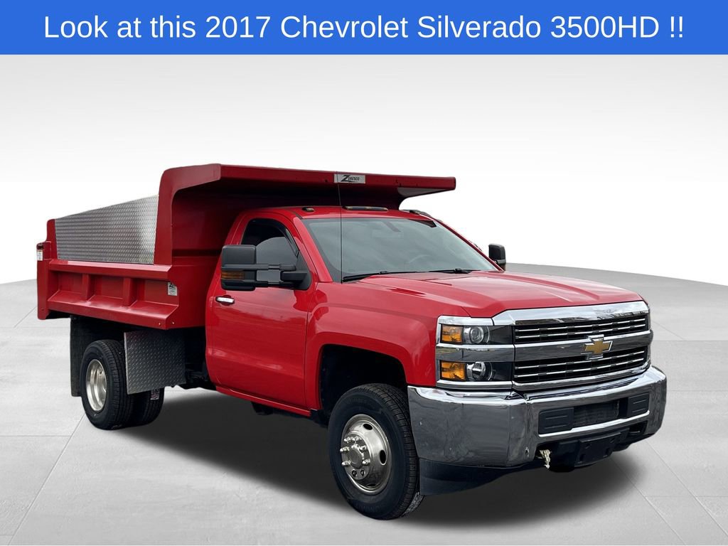 2017 Chevrolet Silverado LS's photo