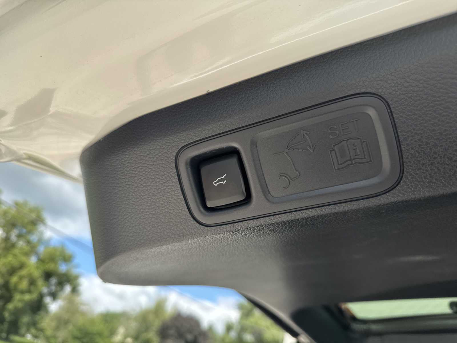 2024 Lincoln Navigator Premiere photo 8