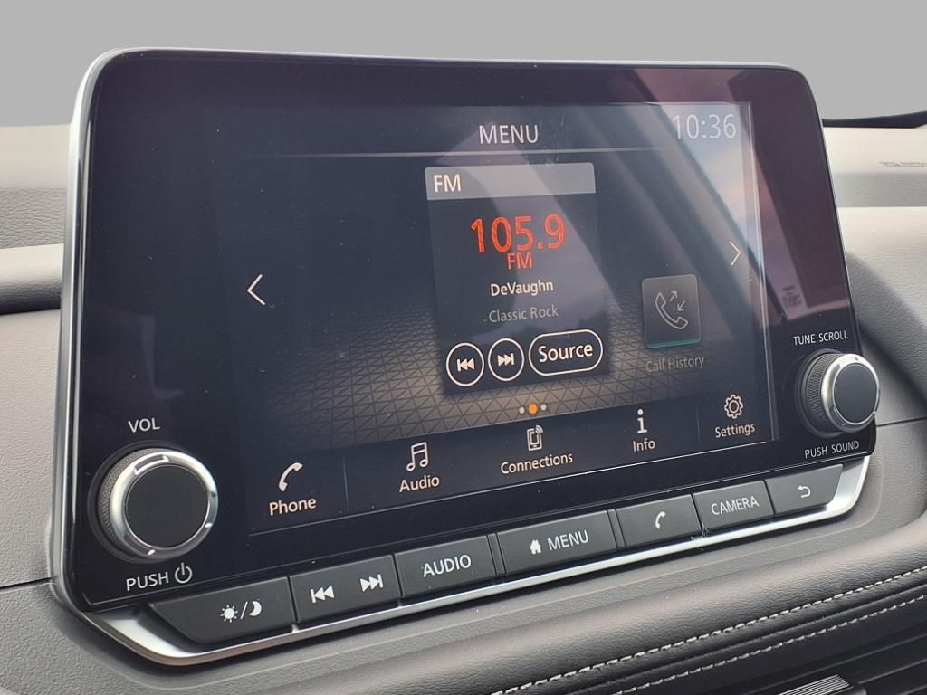 2025 Nissan Rogue S photo 4