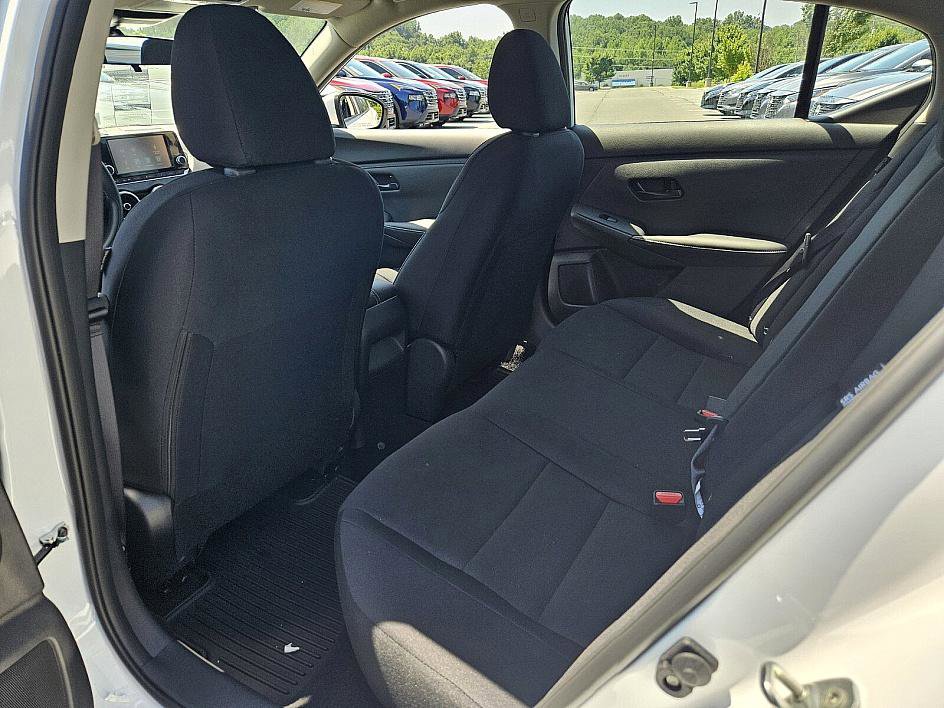 2025 Nissan Sentra S photo 8