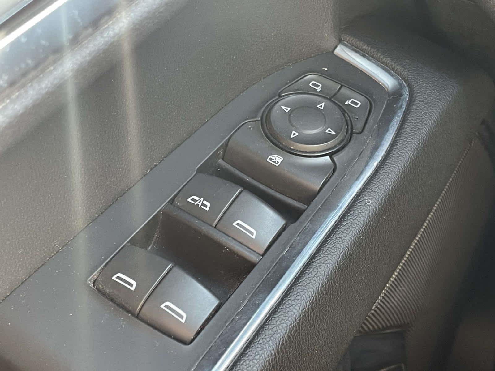 2023 Chevrolet Silverado 1500 LT photo 22