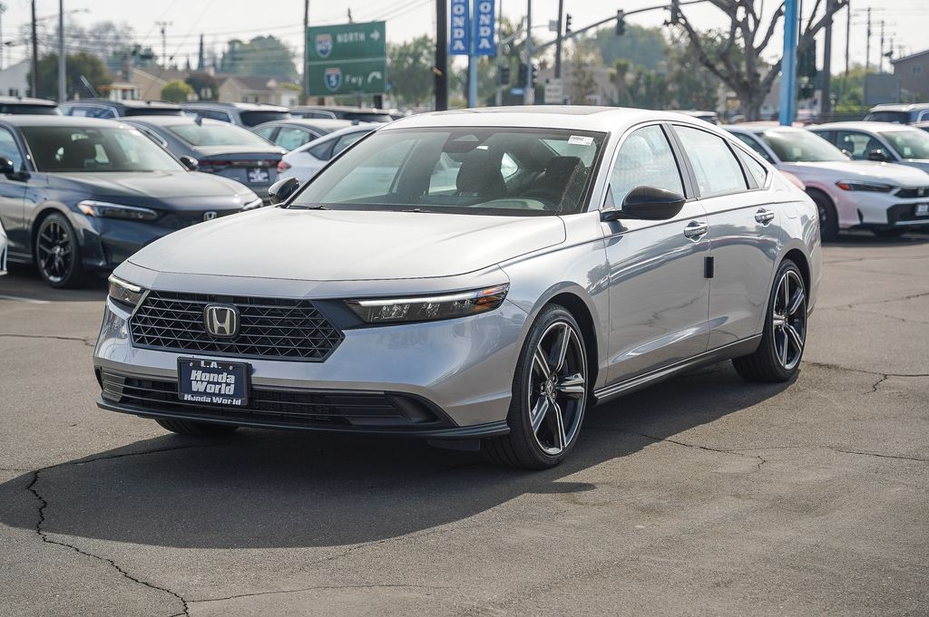 2025 Honda Accord Hybrid Sport photo 3