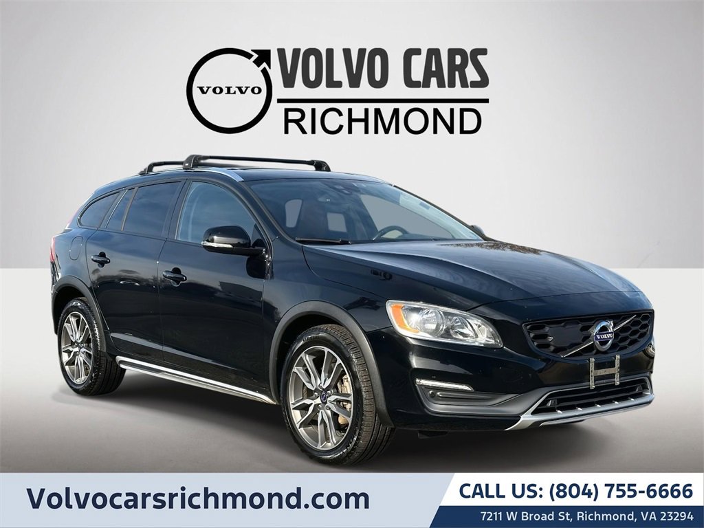2015 Volvo V60 Base's photo