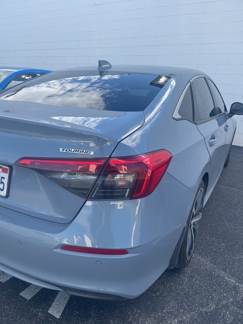 2022 Honda Civic Touring photo 4