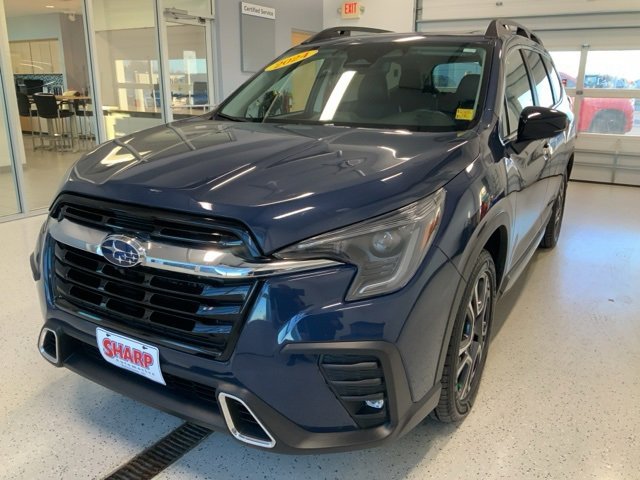 2024 Subaru Ascent Touring photo 2