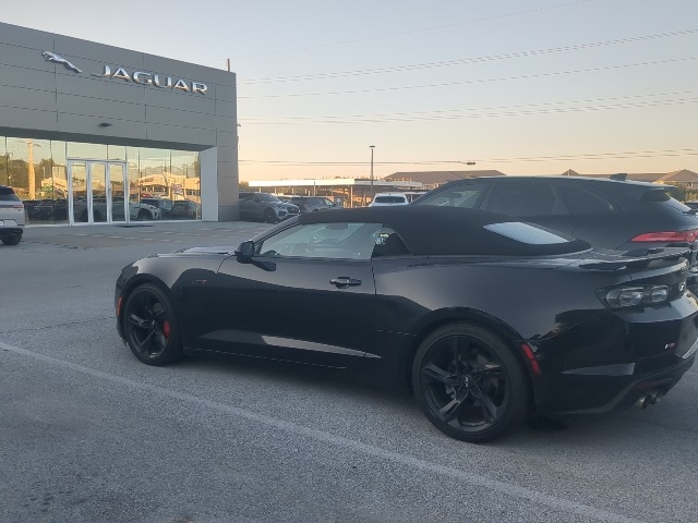 2022 Chevrolet Camaro LT1 photo 3