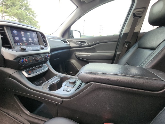 2023 Gmc Acadia SLT photo 13