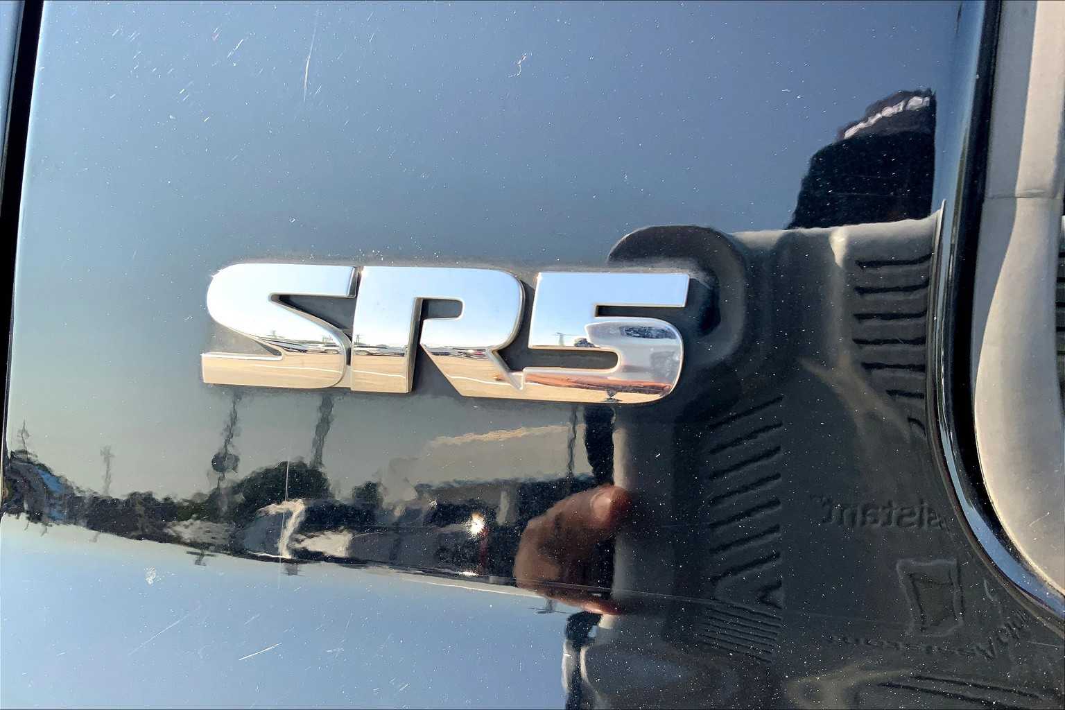 2020 Toyota Tundra SR5 Grade photo 8