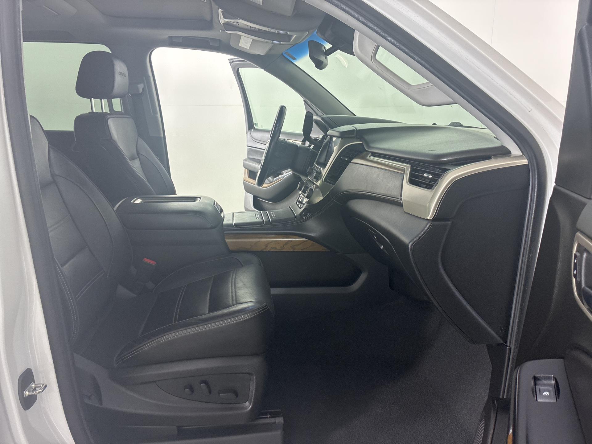 2019 Gmc Yukon XL Denali photo 13
