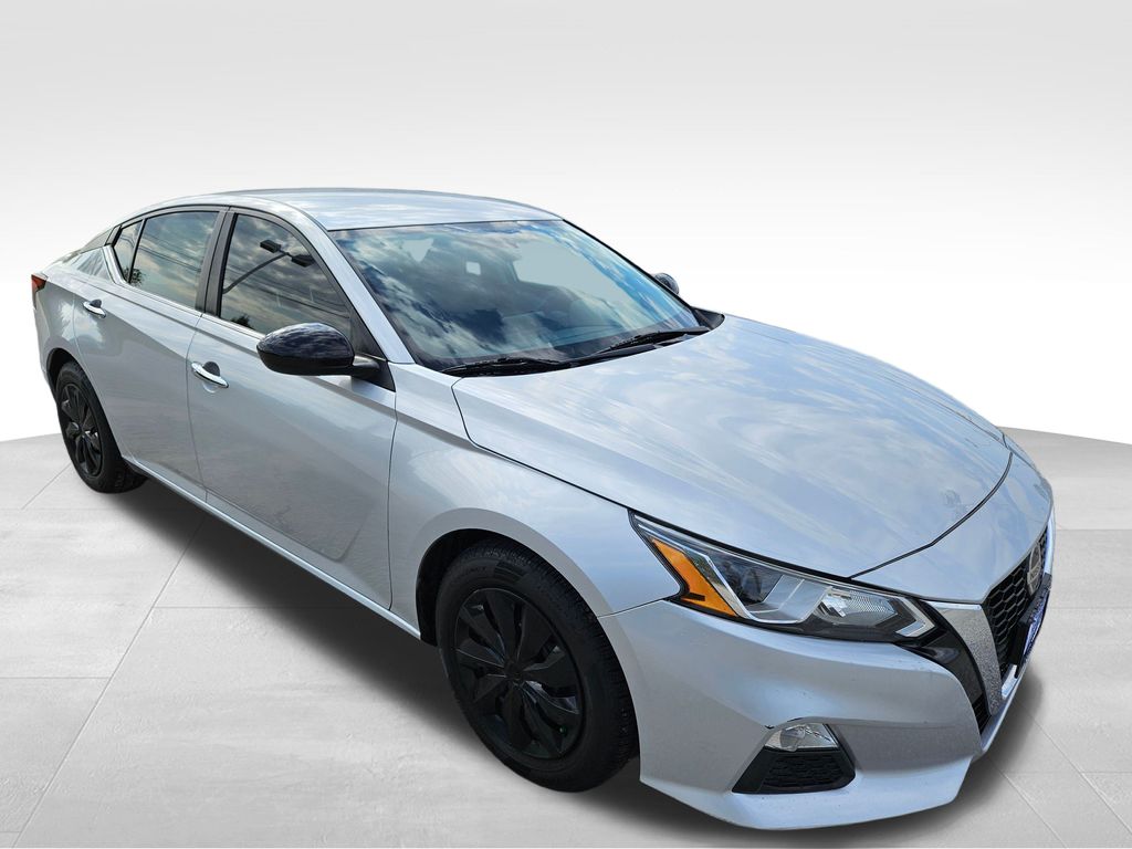 2020 Nissan Altima 2.5 S photo 3