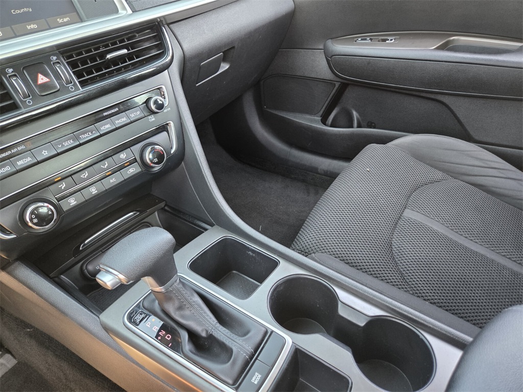 2019 Kia Optima LX photo 22