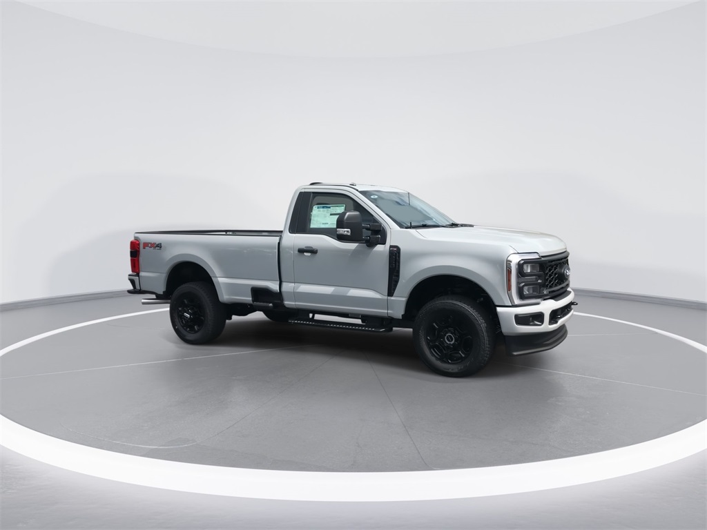 2025 Ford F-250 XL photo 2