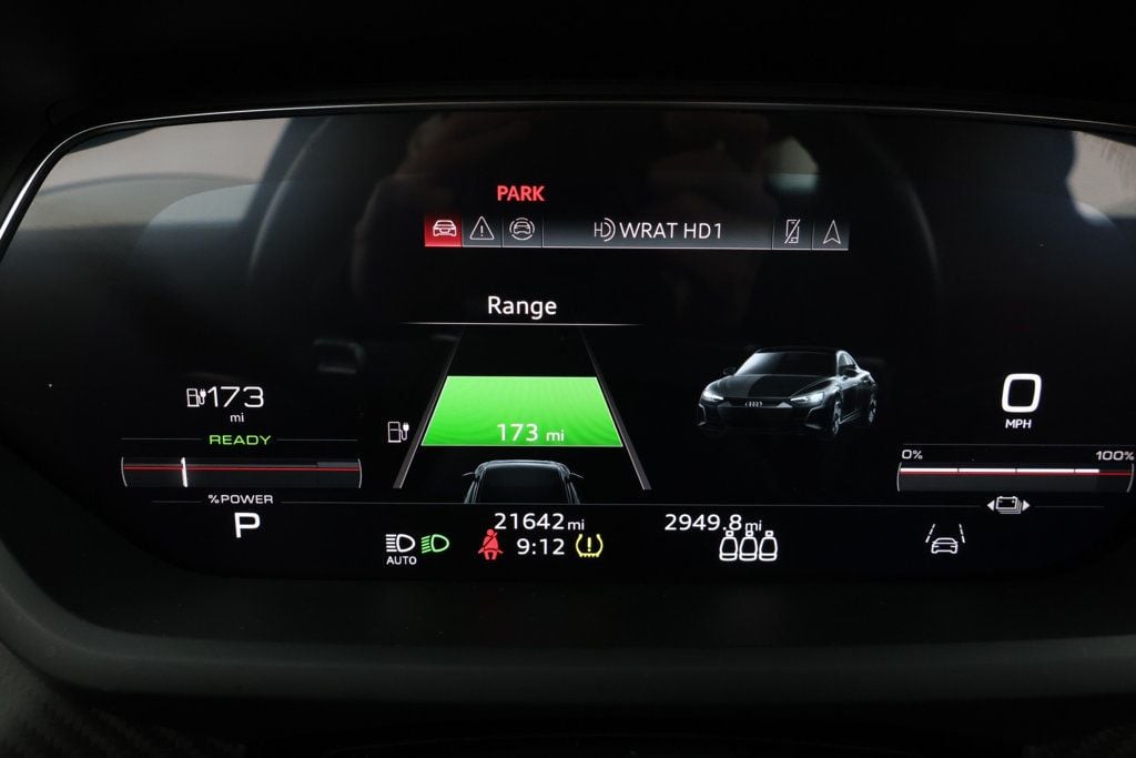 2024 Audi e-tron GT Prestige photo 14