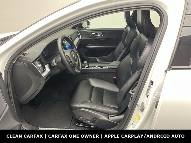 2025 Volvo S60 Core photo 2