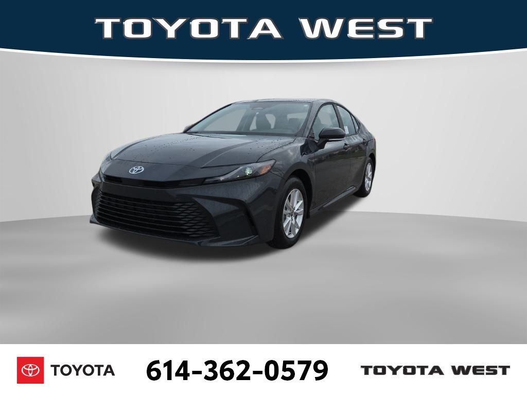 2026 Toyota Camry LE's photo