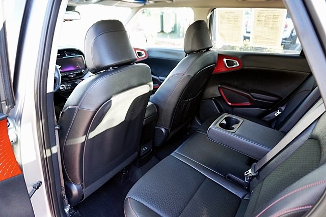 Used 2023 Gray Kia GT-Line image 17