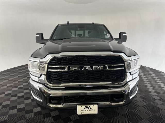 2024 Ram 2500 Tradesman photo 2