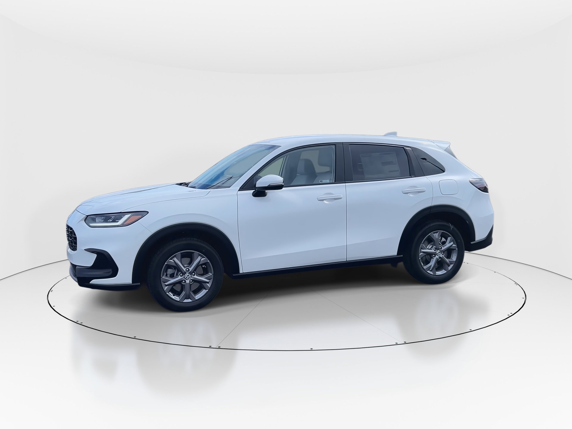 2026 Honda HR-V LX photo 2