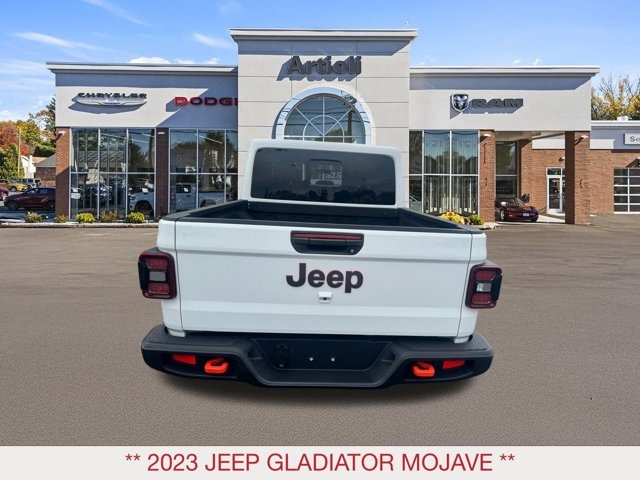 2023 Jeep Gladiator Mojave photo 3