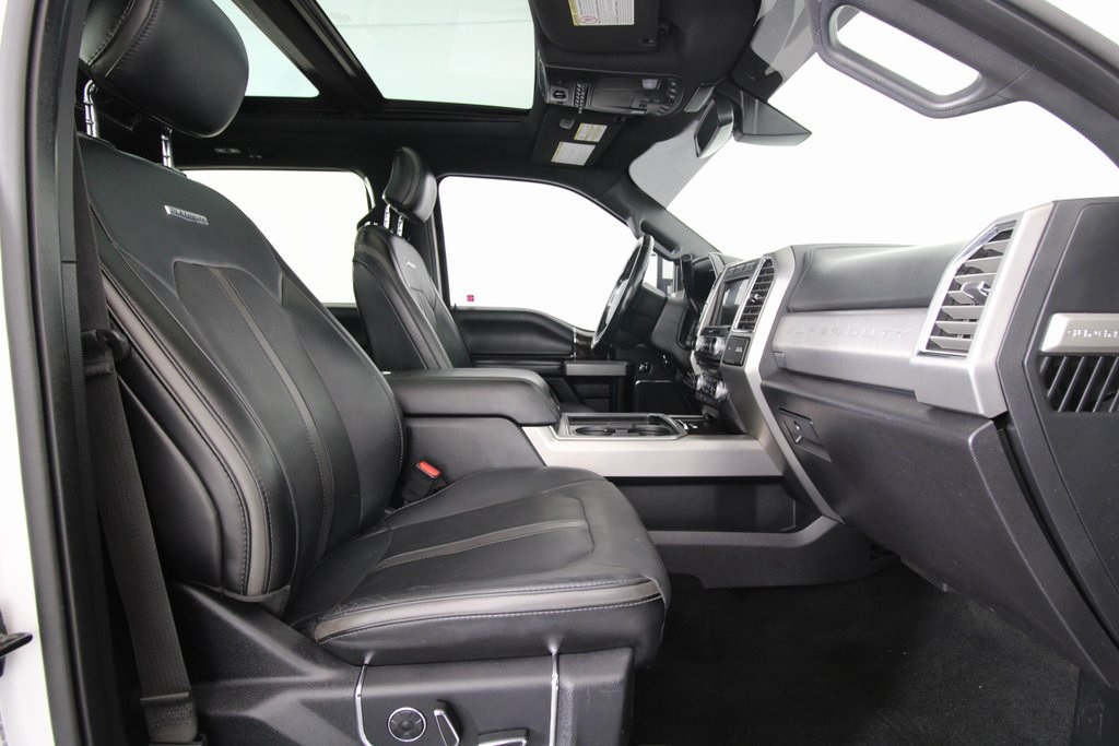 2017 Ford F-350 photo 21